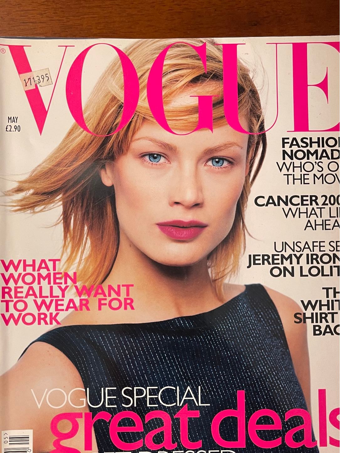 Vogue - May 1998 - Carolyn Murphy