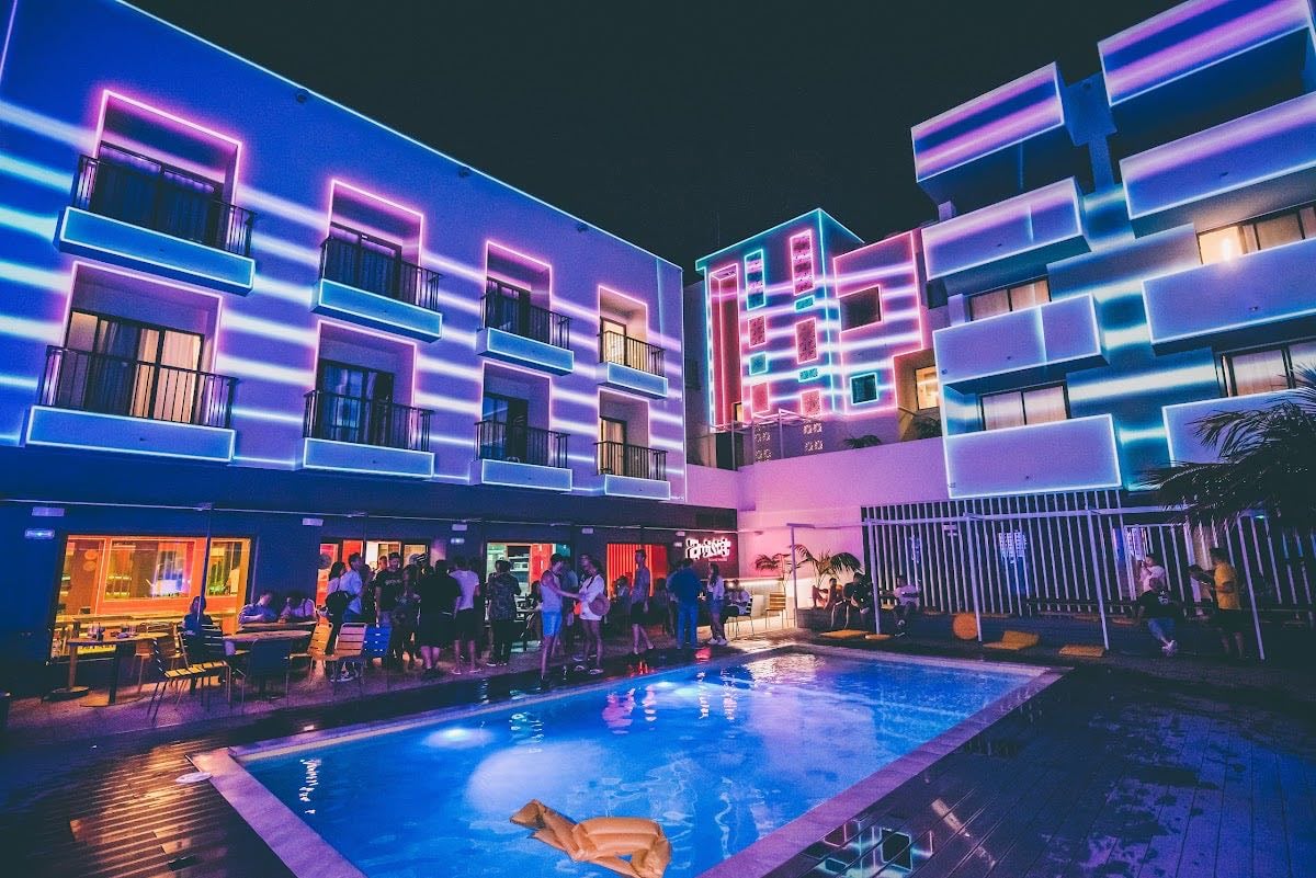 Amistat Island Hostel Eivissa