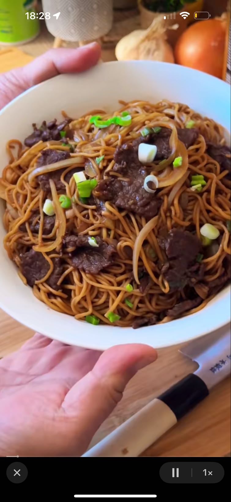 🍜nouilles au bœuf et aux oignons🥩 - 🇹🇭
