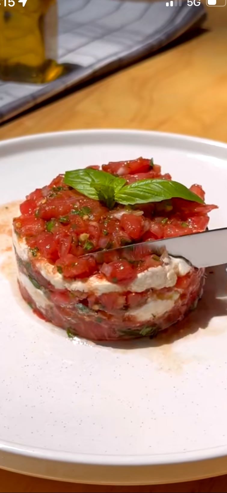 🍅tartare de tomates et burrata