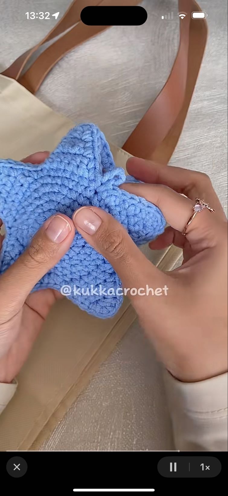 crochet star bag charm - 🏵️breloque