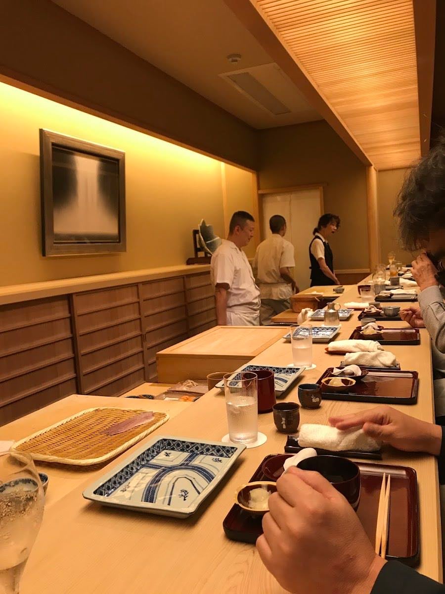 Sushi Harasho - Try Omakasse in the balcony