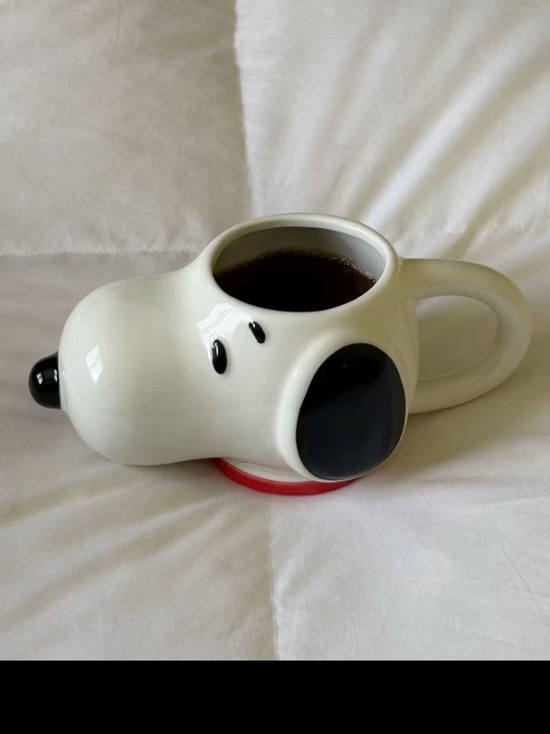 Snoopy cup - He’s so silly
