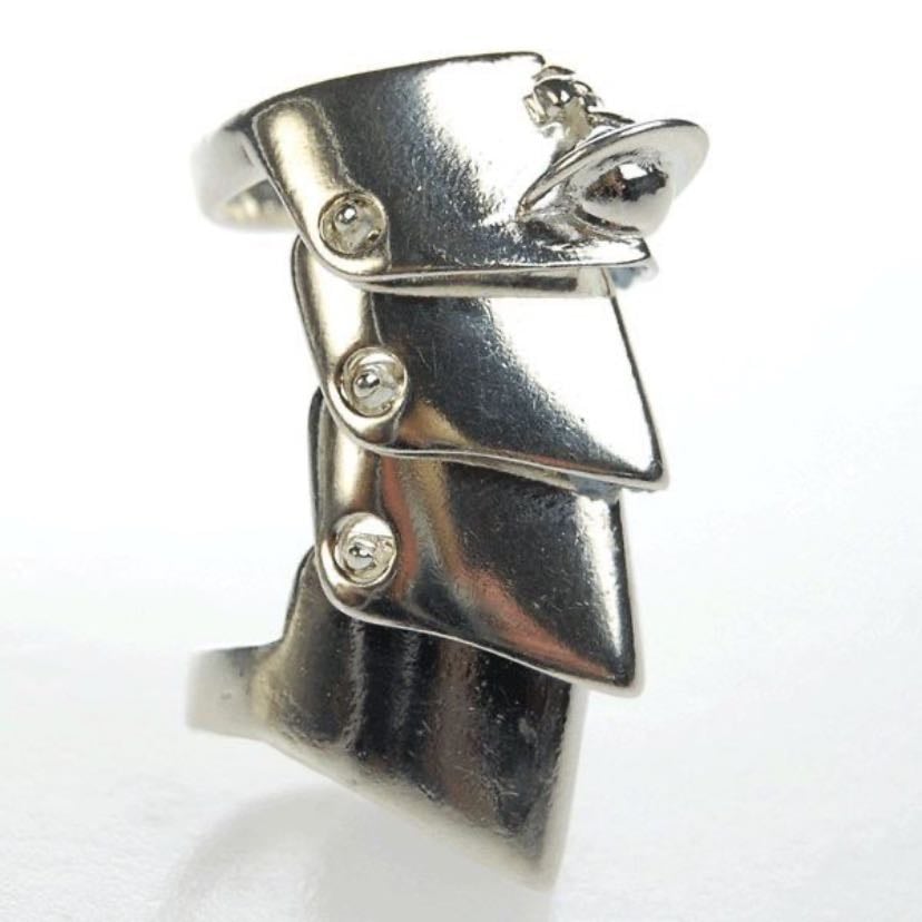 Vivienne Westwood Armour Ring - Nana coded hehe