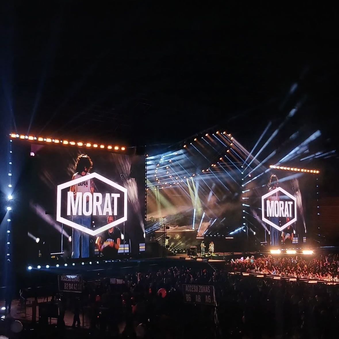 4. ir a un concierto de morat.