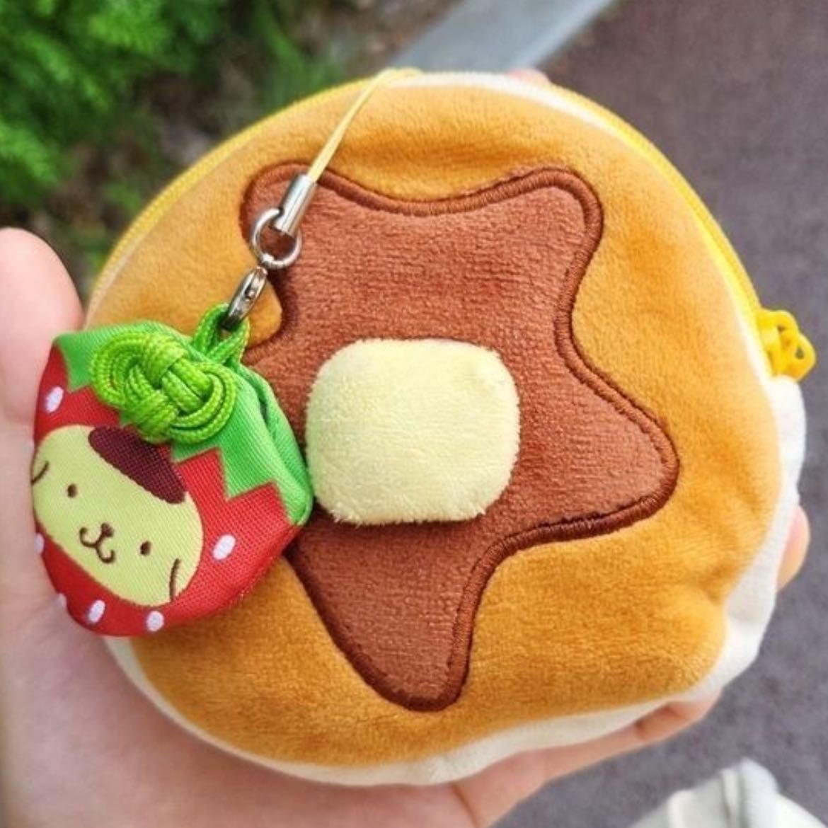 Pancake purse