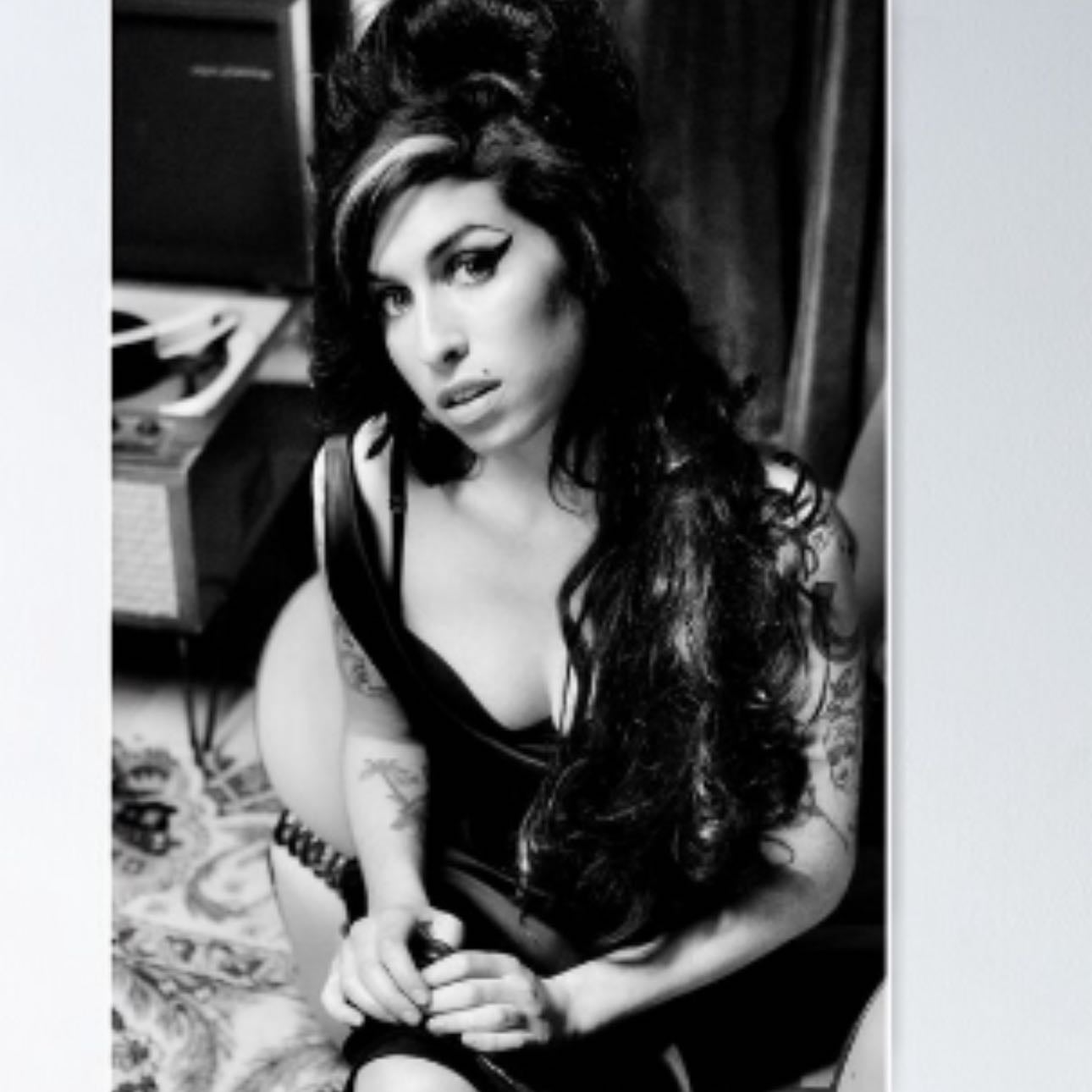 Amy Winehouse poster - Redbubble
