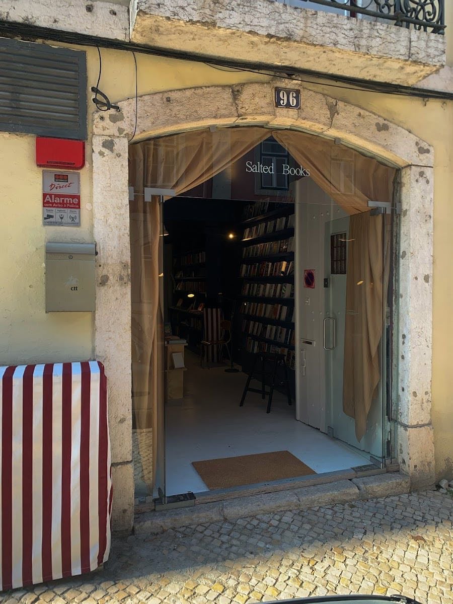 Salted Books - English bookstore