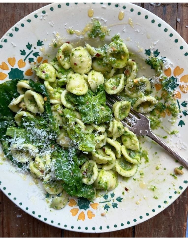 Pesto pasta picnic