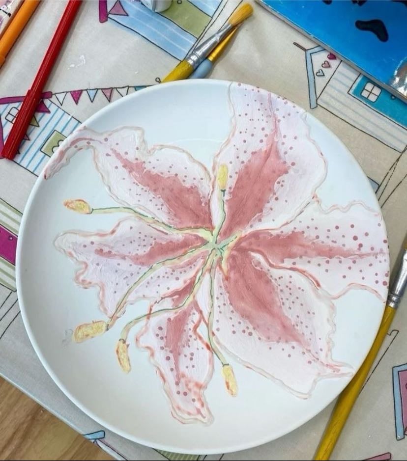 Paint pottery