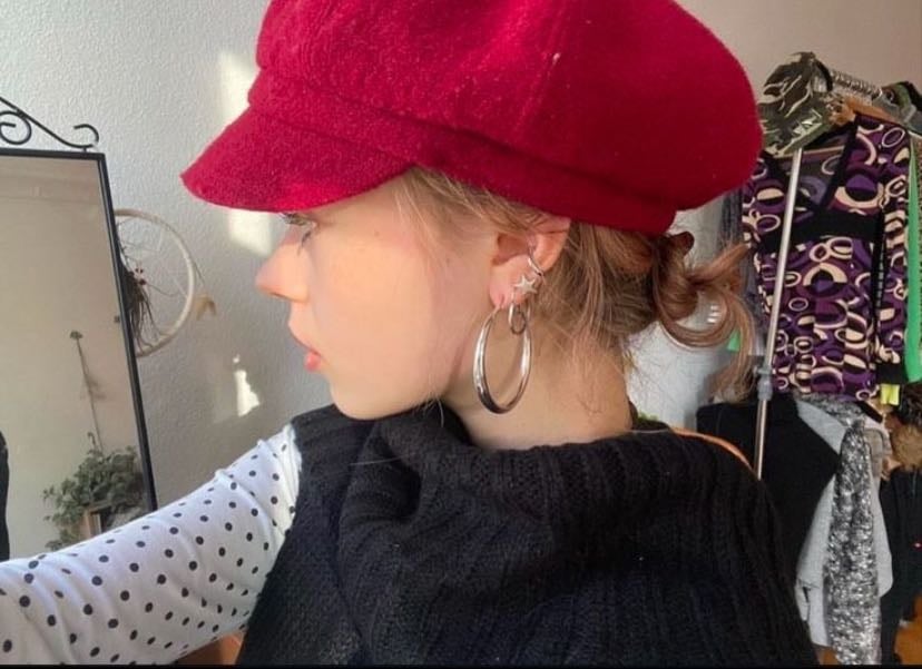 Red paper boy cap - For Halloween ๐คซ