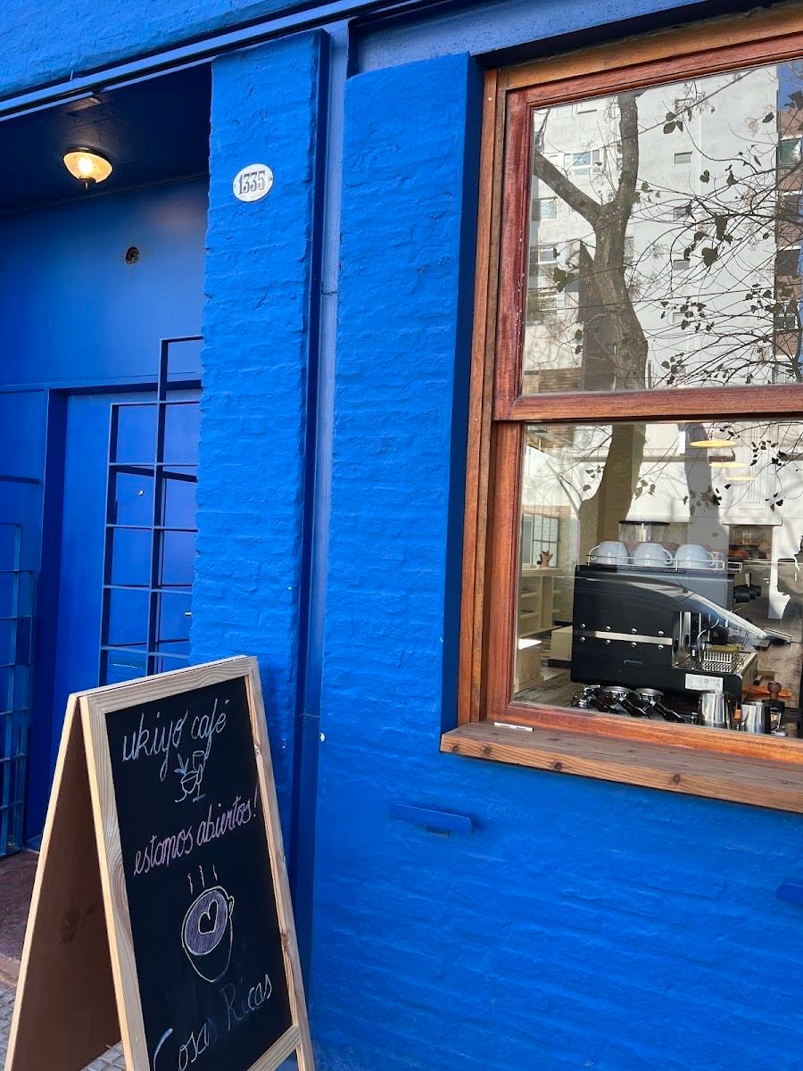 Ukiyo Café - recomiendo las cookies(especialmente la de vainilla con chips)pero en general la pasteleria es un diez