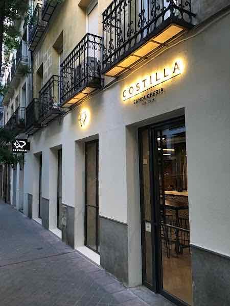 Los Costilla