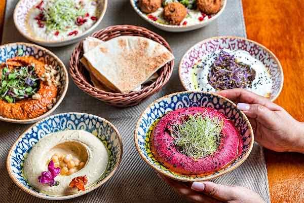 RESTAURANTE FATOUSH