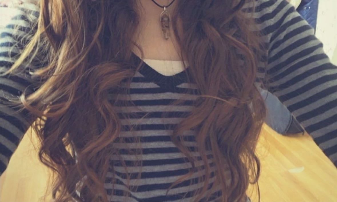 06:45 brushing my hair/doing the hairstyle