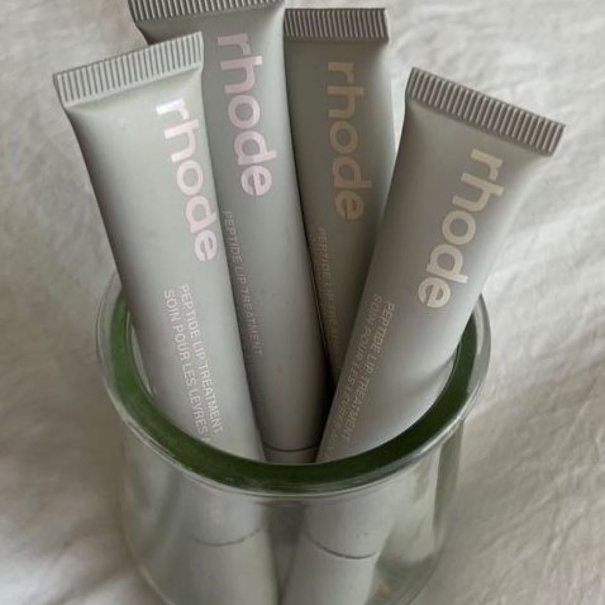 rhode lip treats