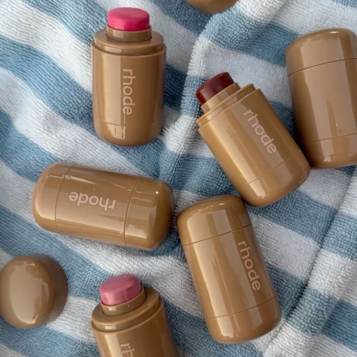 rhode pocket blush
