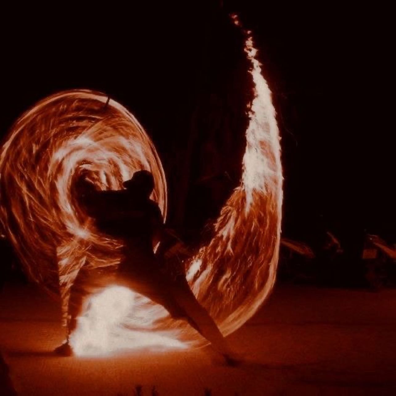🔥🧡 - Zanaya is a fire bender