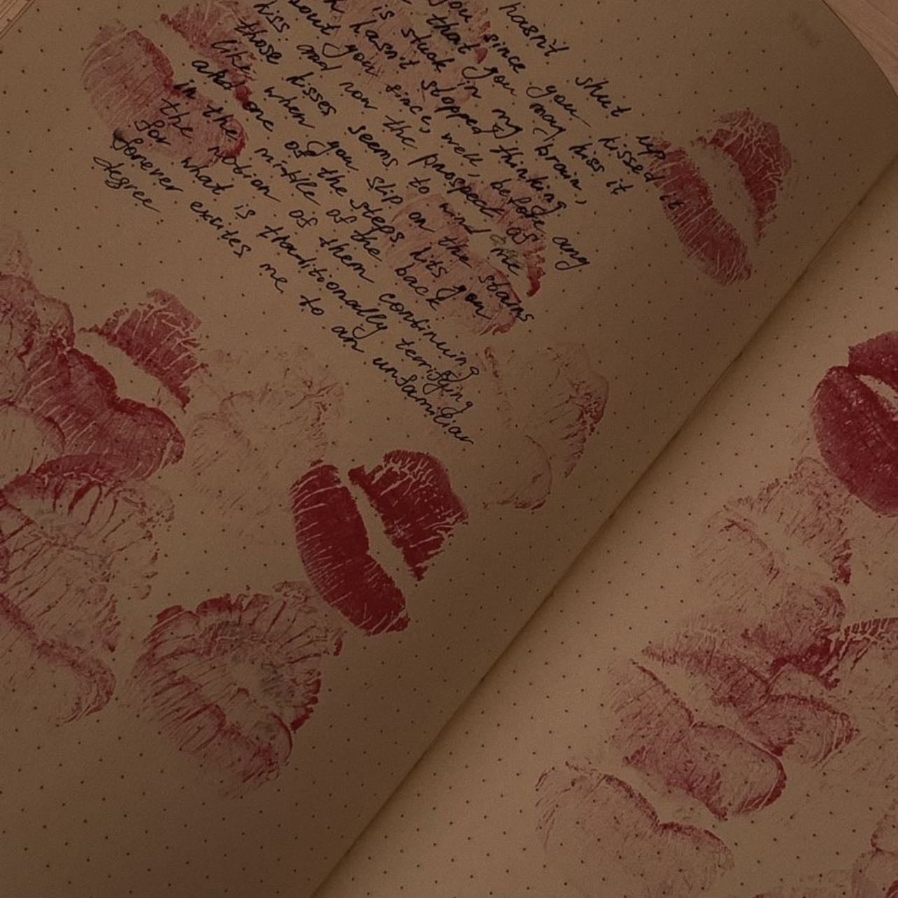 💋 - When I write letters to my boyfriend, I love leaving my kisses as a sign of my affection.