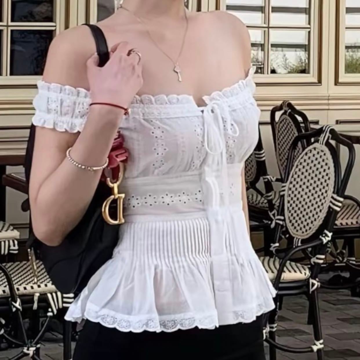 lace off-shoulder short-sleeved - out of stock