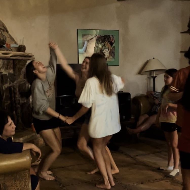Bailar una canción - Tu canción favorita y verás que te sentirás con mayor energía al instante