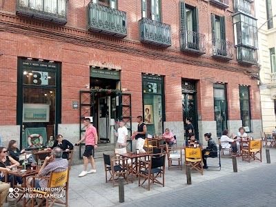 Ocho y Medio Libros de Cine S.L.