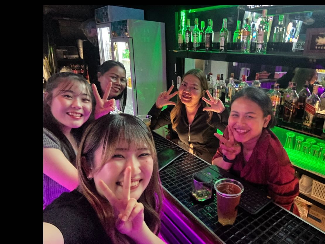 バー