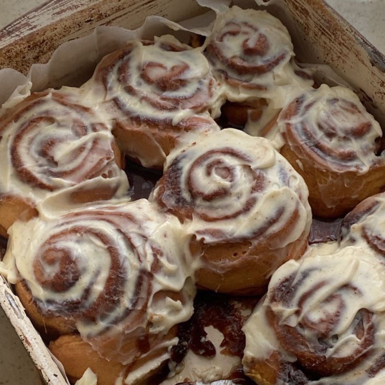 cinnamon rolls - • recipe