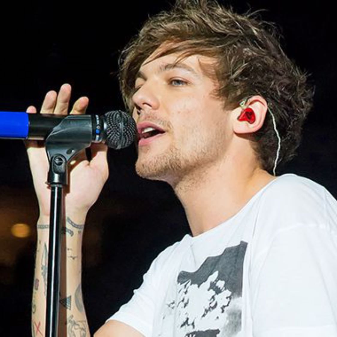 Louis - SUPERMANNNNN