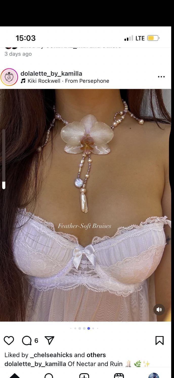 Resin necklace