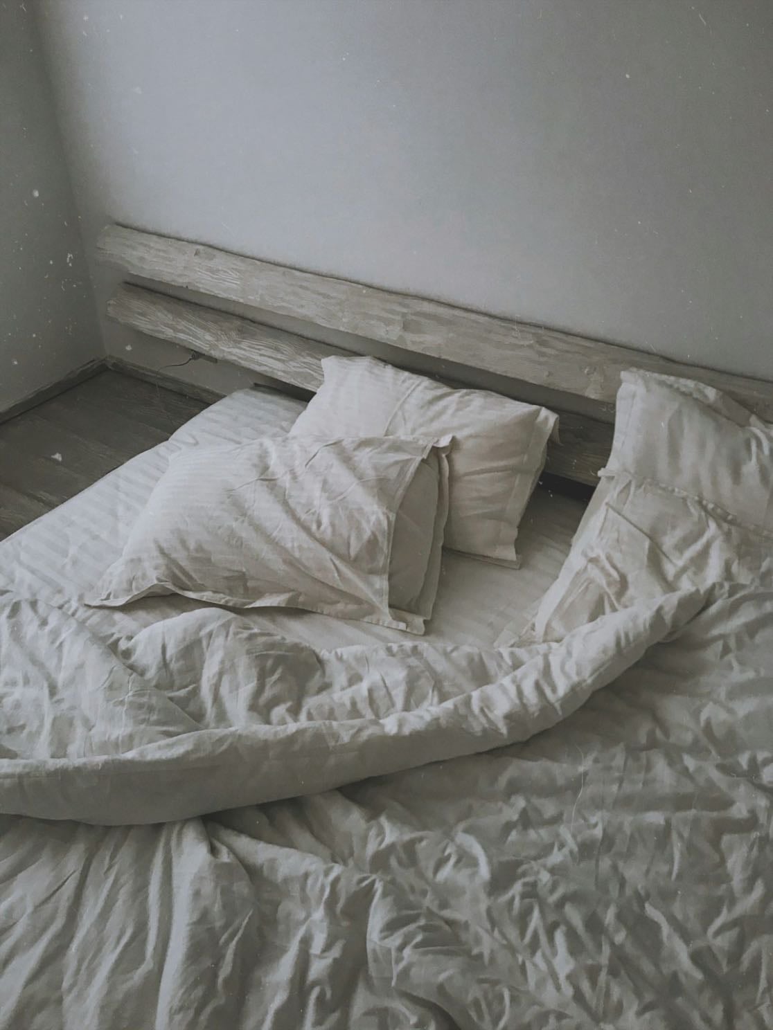 Bedding stuff 🛌 - Three 3️⃣ - Four 4️⃣ sets
