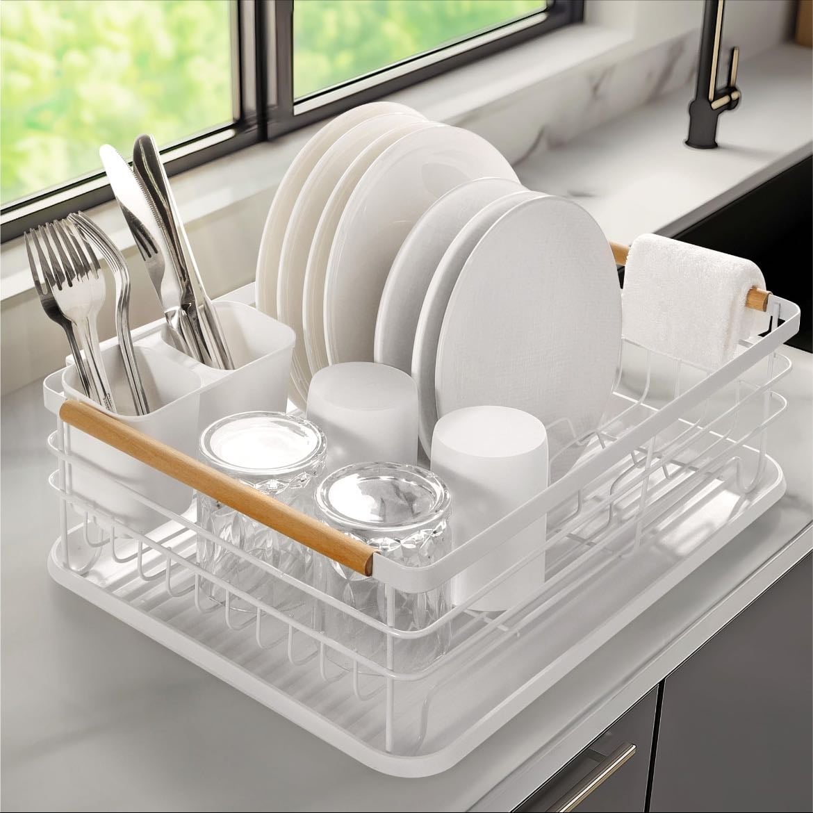 Dish drainer