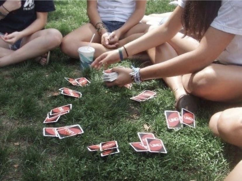 playing uno every night - with my sisters ᯓᡣ𐭩