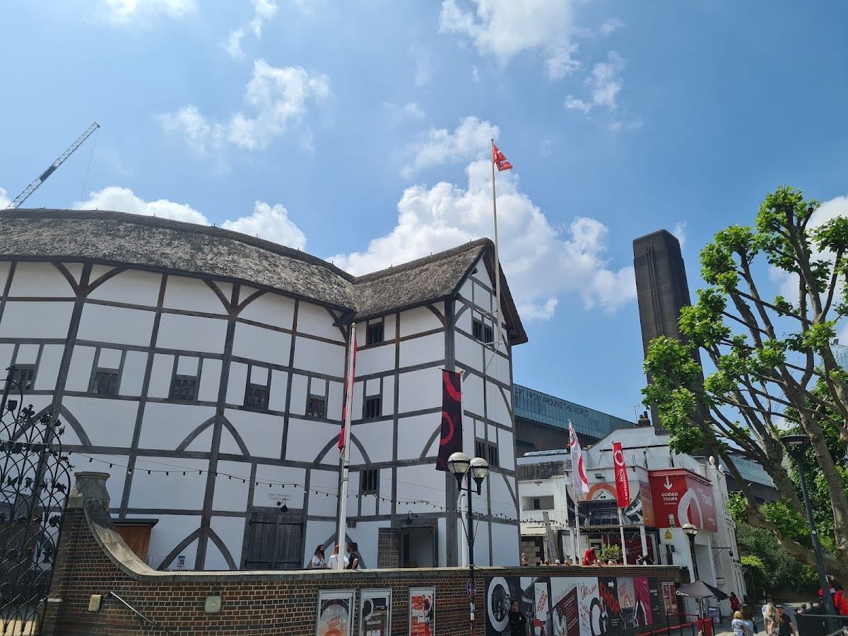 Shakespeare Globe Theatre
