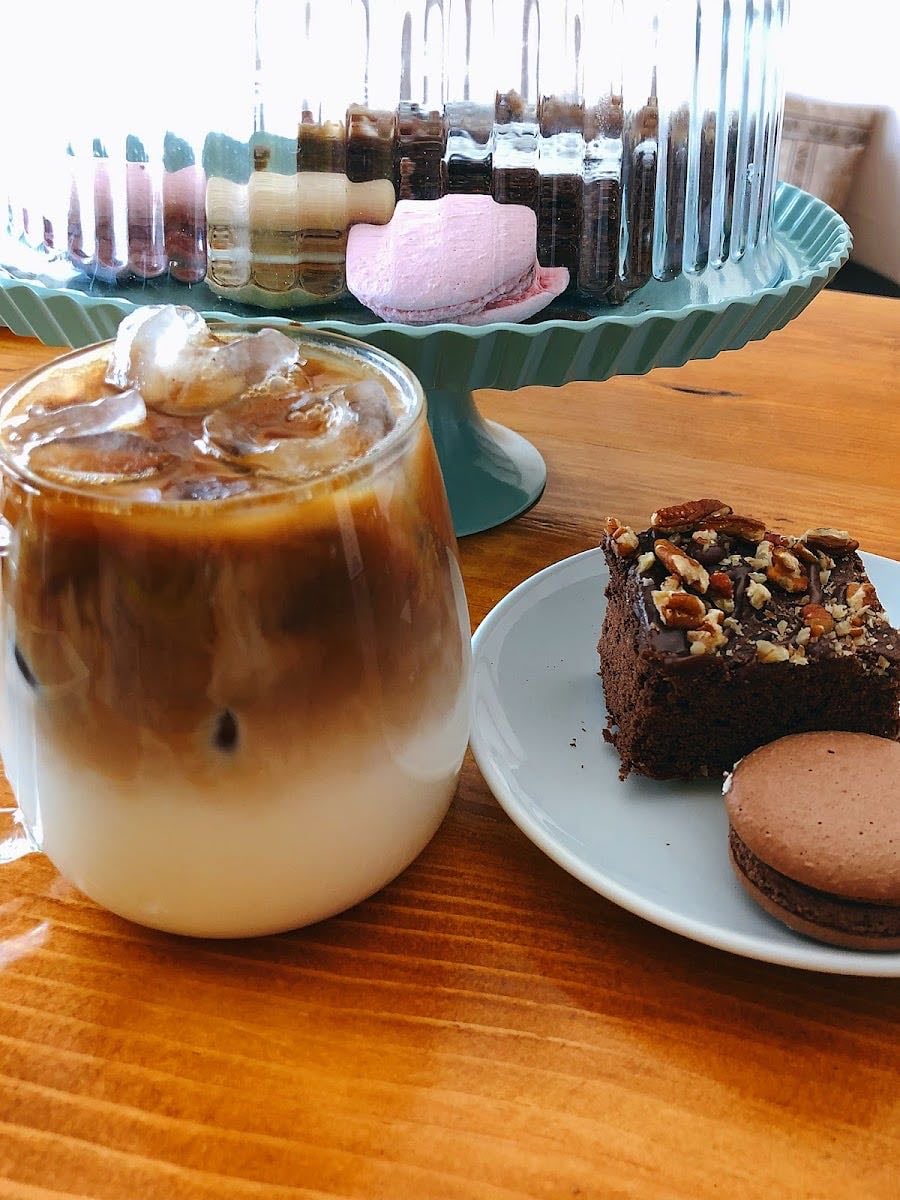 Galerie Coffee - pintar y un cafecito