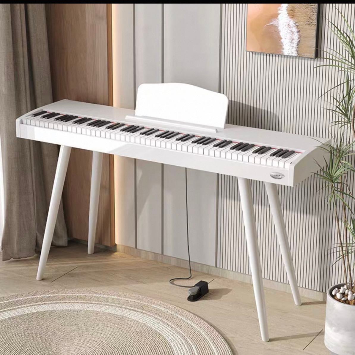 Piano connect to headphone