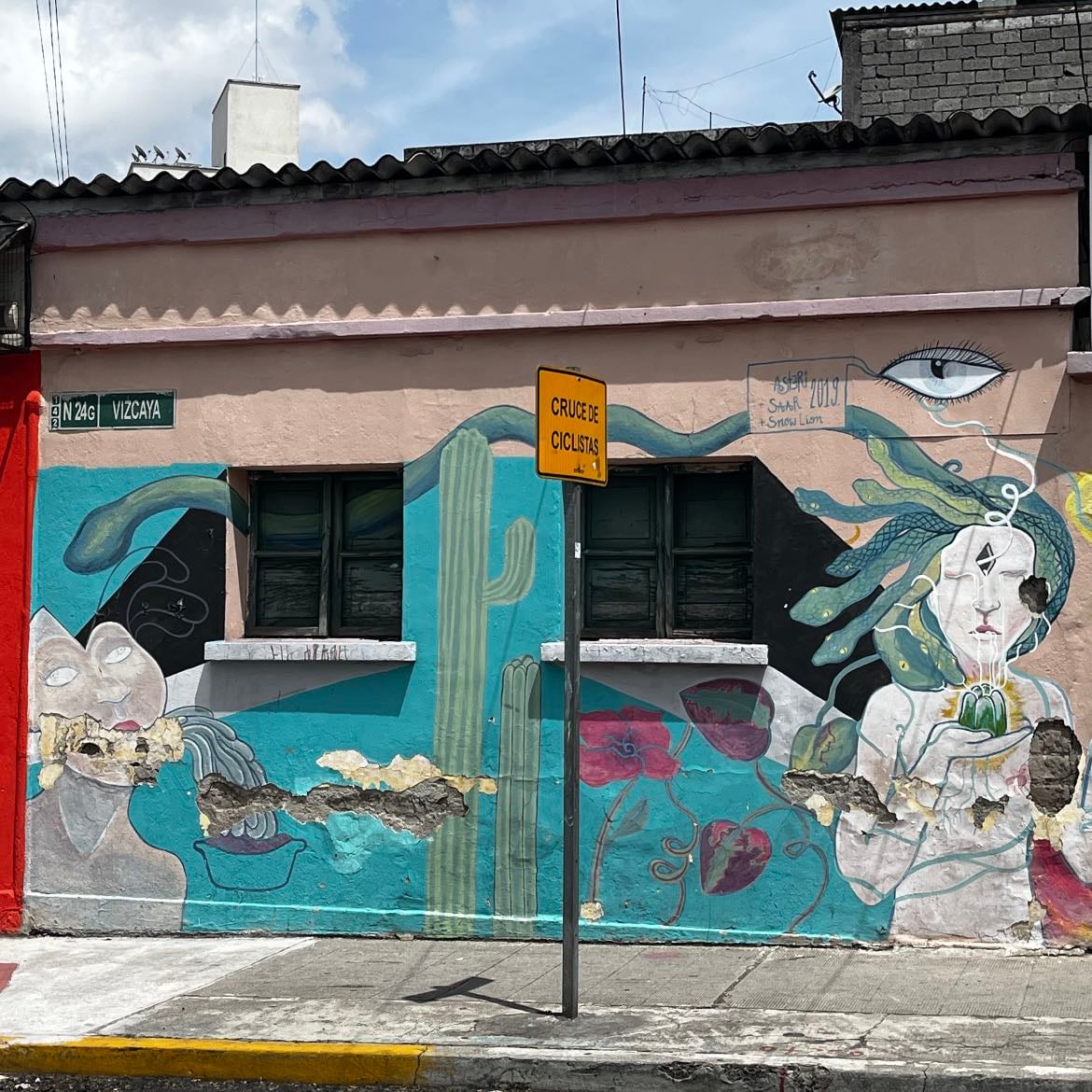 Vizcaya - Sara y Snow Lion