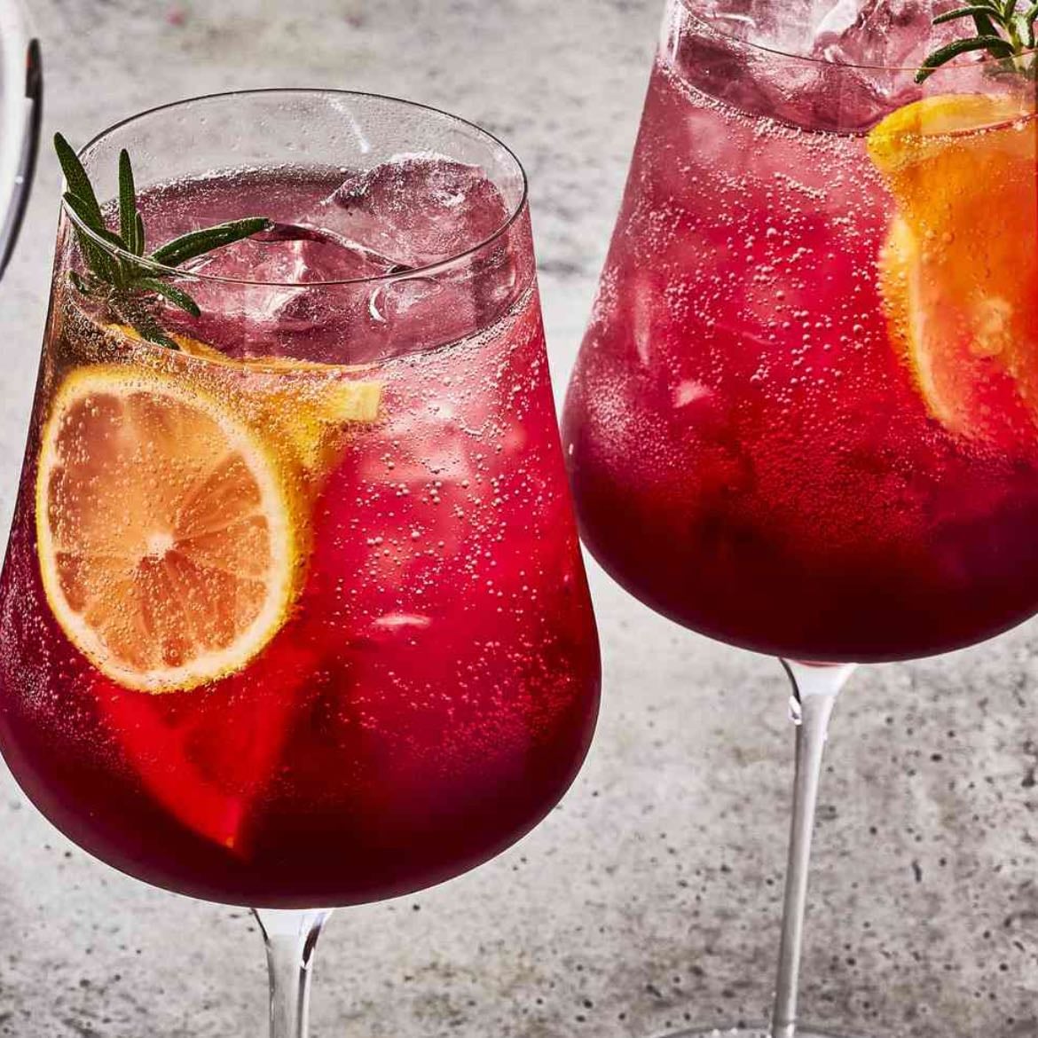 sangria - aromatised wine, containing wine and fresh fruit