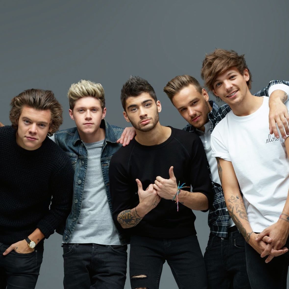 one direction 🫶🫶🫶 - idk i just always knew that they existed but i never really started listening to them until one day i decided to listen to one of their albums. i though “wow this is really good” and i kept listening to them. i’ve been obsessed ever since.