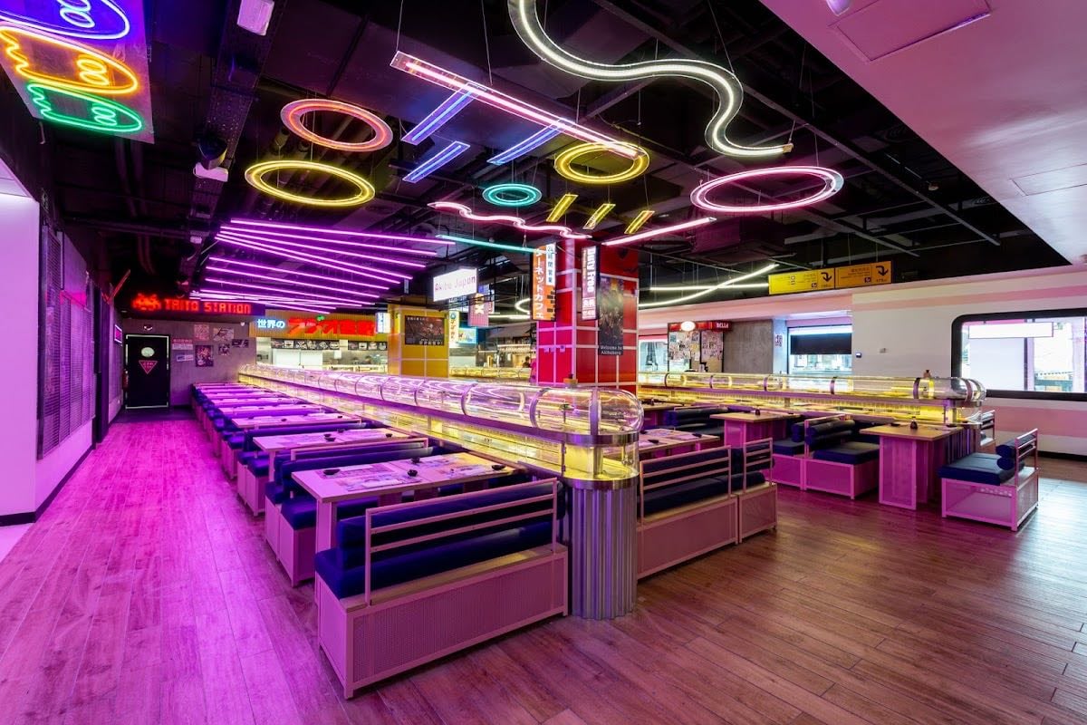 Running Sushi in Akihabara