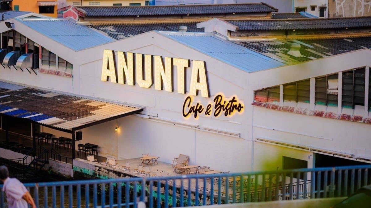 ANUNTA CAFE & BISTRO