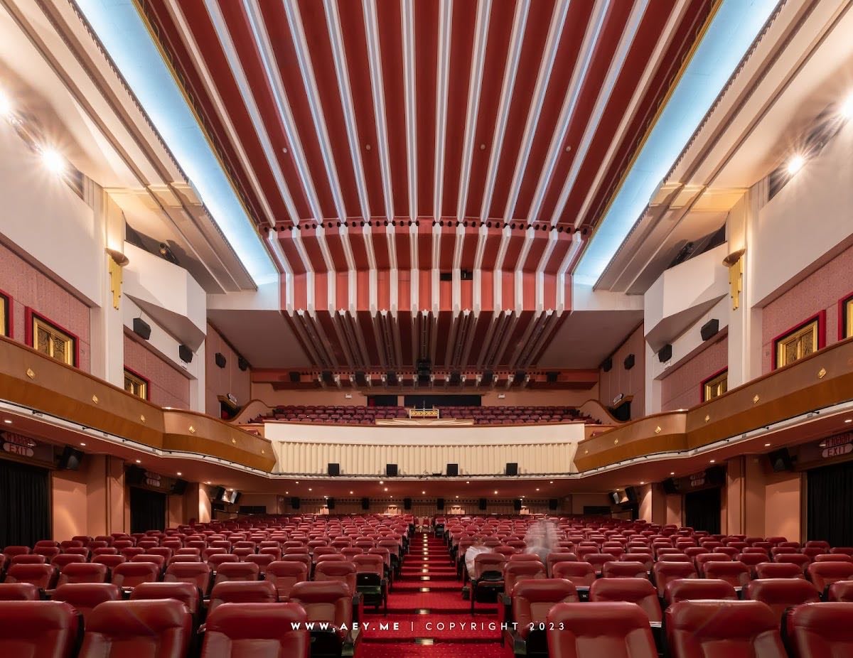 Sala Chalermkrung Royal Theatre