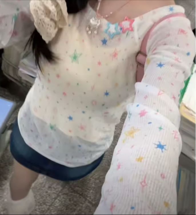 Star sweater