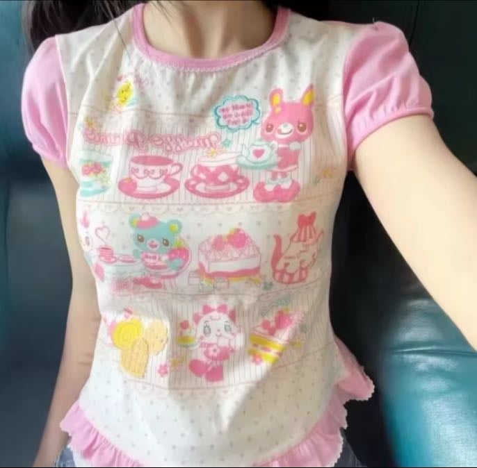 Graphic pink shirt