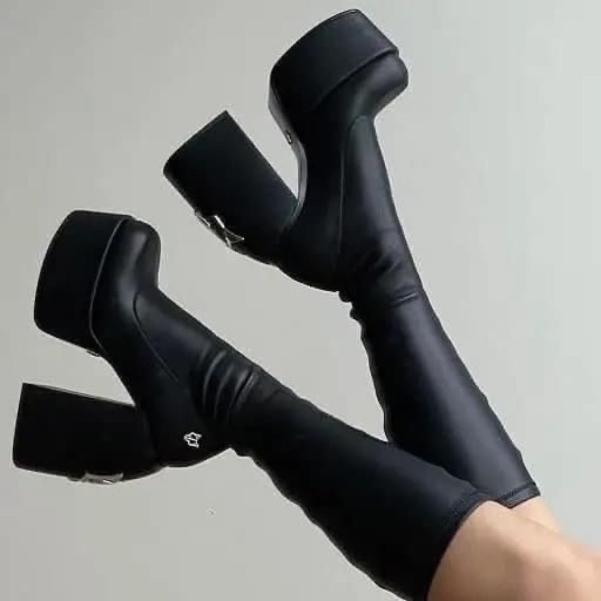 these mf boots