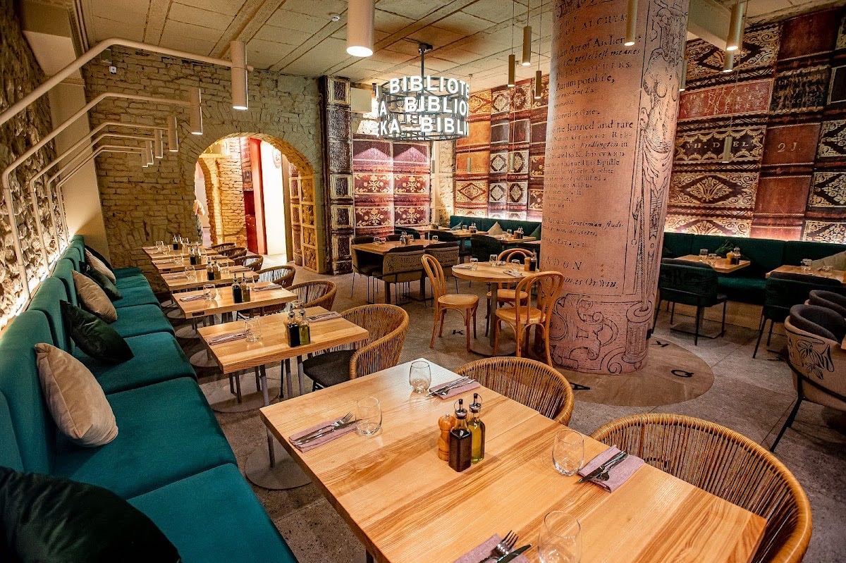 Biblioteka resto•bar lviv