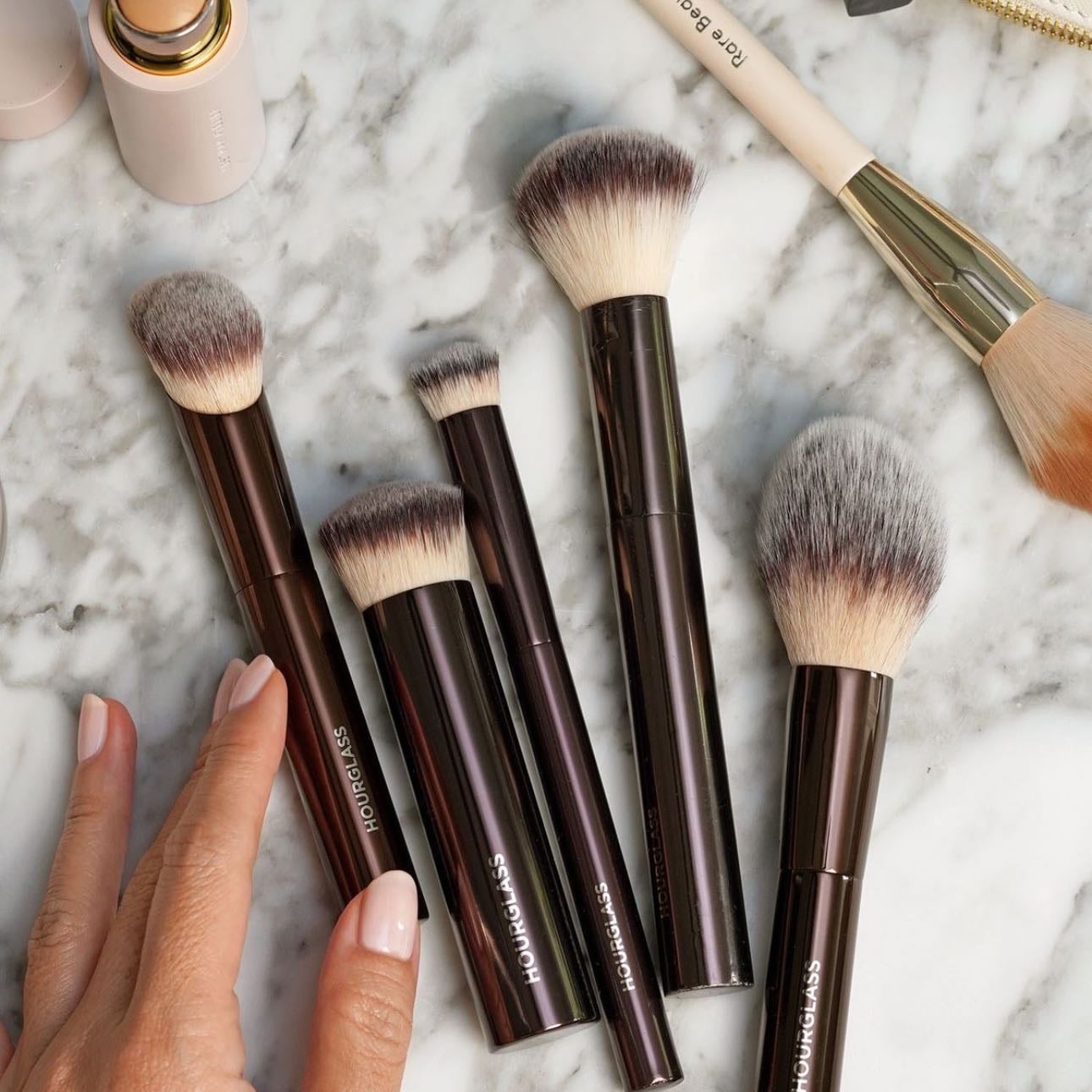Brush Set - Hourglass