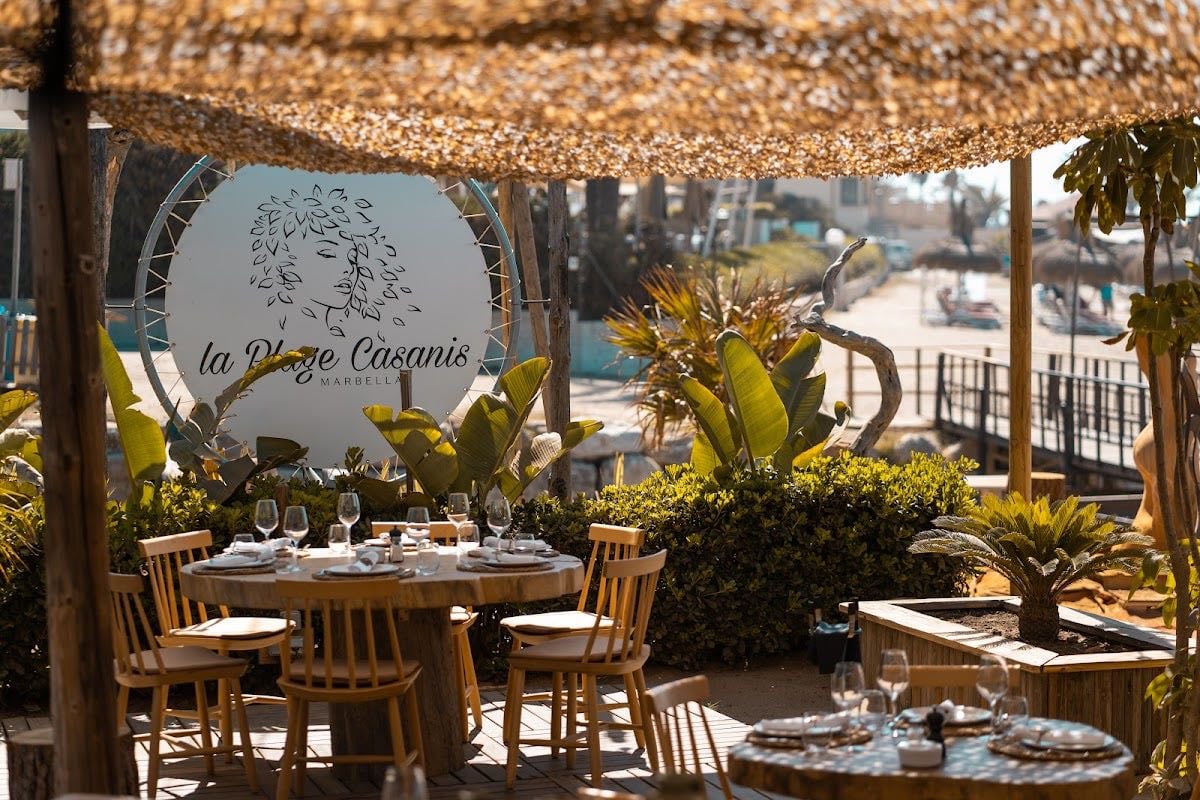 La Plage Casanis - +drinks