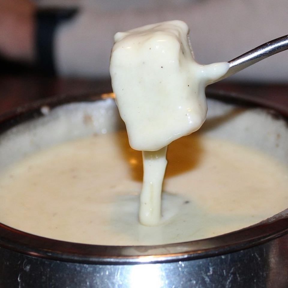 Fondue Haus Bistro Dakota - Nápoles