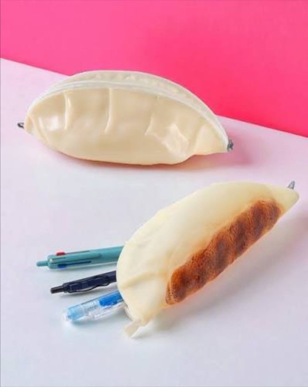 Gyoza pen pouch